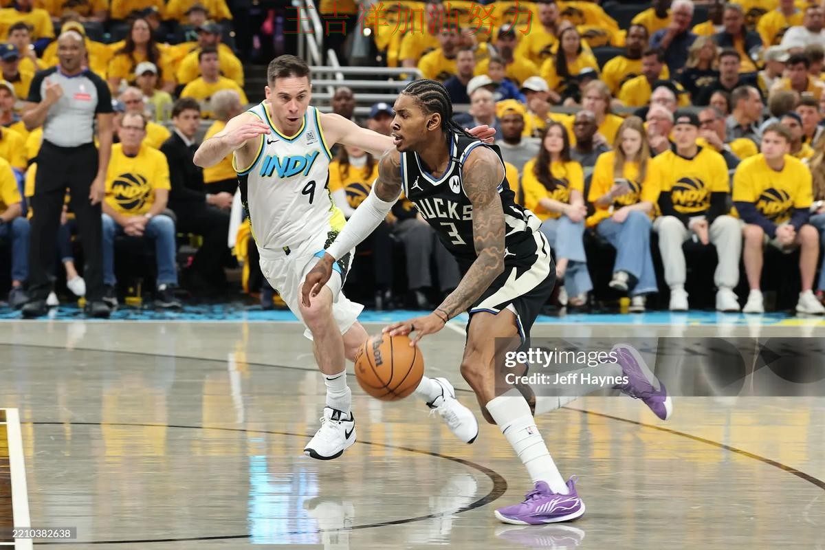 雄鹿在NBA中战平对手后晋级前景生变 再次证明核心球员的重要性 雄鹿在NBA中战平对手后晋级前景生变 再次证明核心球员的重要性